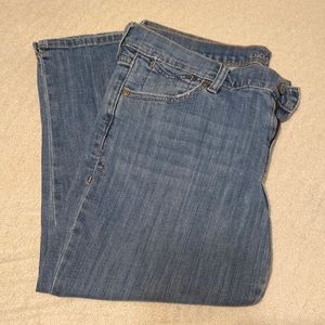 Old Navy Cropped Jeans The Flirt Size 12 Mid-Rise